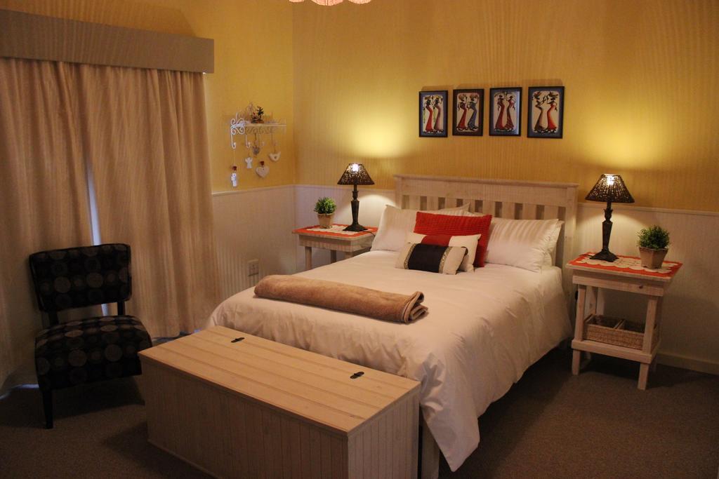 Smuts Ave. Guest Rooms Германус Екстер'єр фото